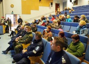 Illan ohjeistusta ennen ulos siirtymistä.